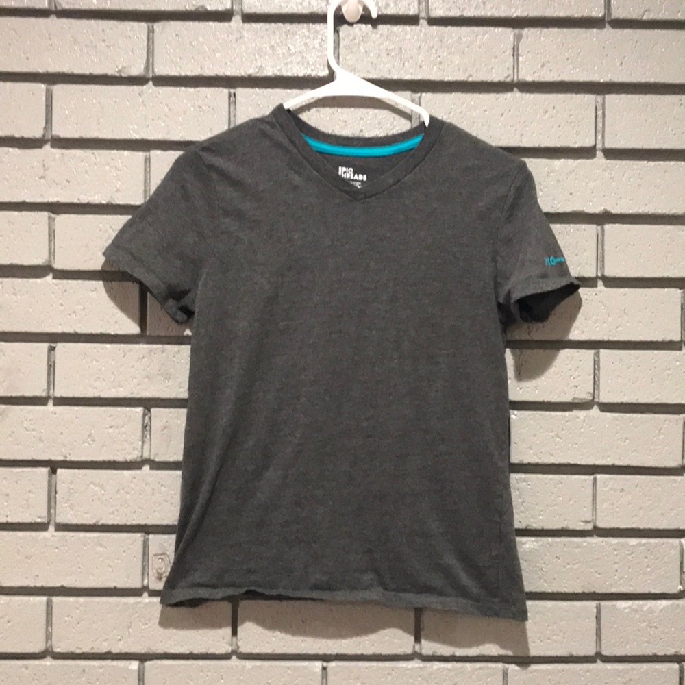 A epic threads boys medium v-neck tee